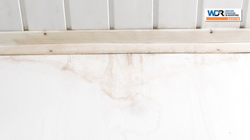wall leak stain